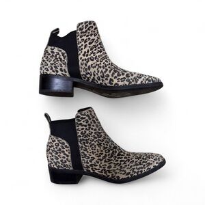 Dolce Vita Tristan Leopard Print Chelsea Boots Womens 8.5M Ankle Booties NWOB